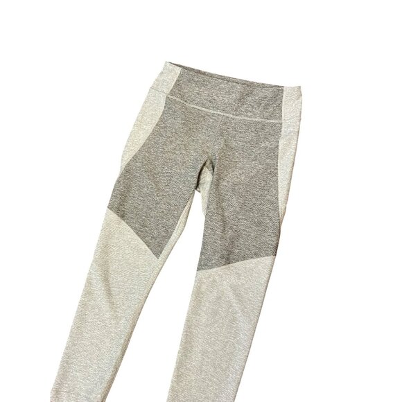 Outdoor Voices Warm Up Two Toned Gray Heathered 3/4 Cropped Leggings Medium - Picture 4 of 6